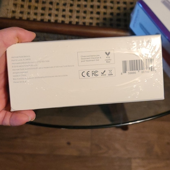 Michael Todd dermaplaning system - Picture 3 of 4